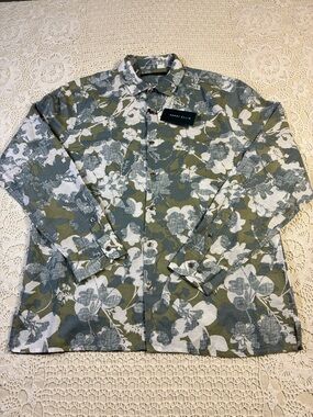 Perry Ellis Men’s Lg Green, White & Gray Floral Long-Sleeve Button Front Shirt